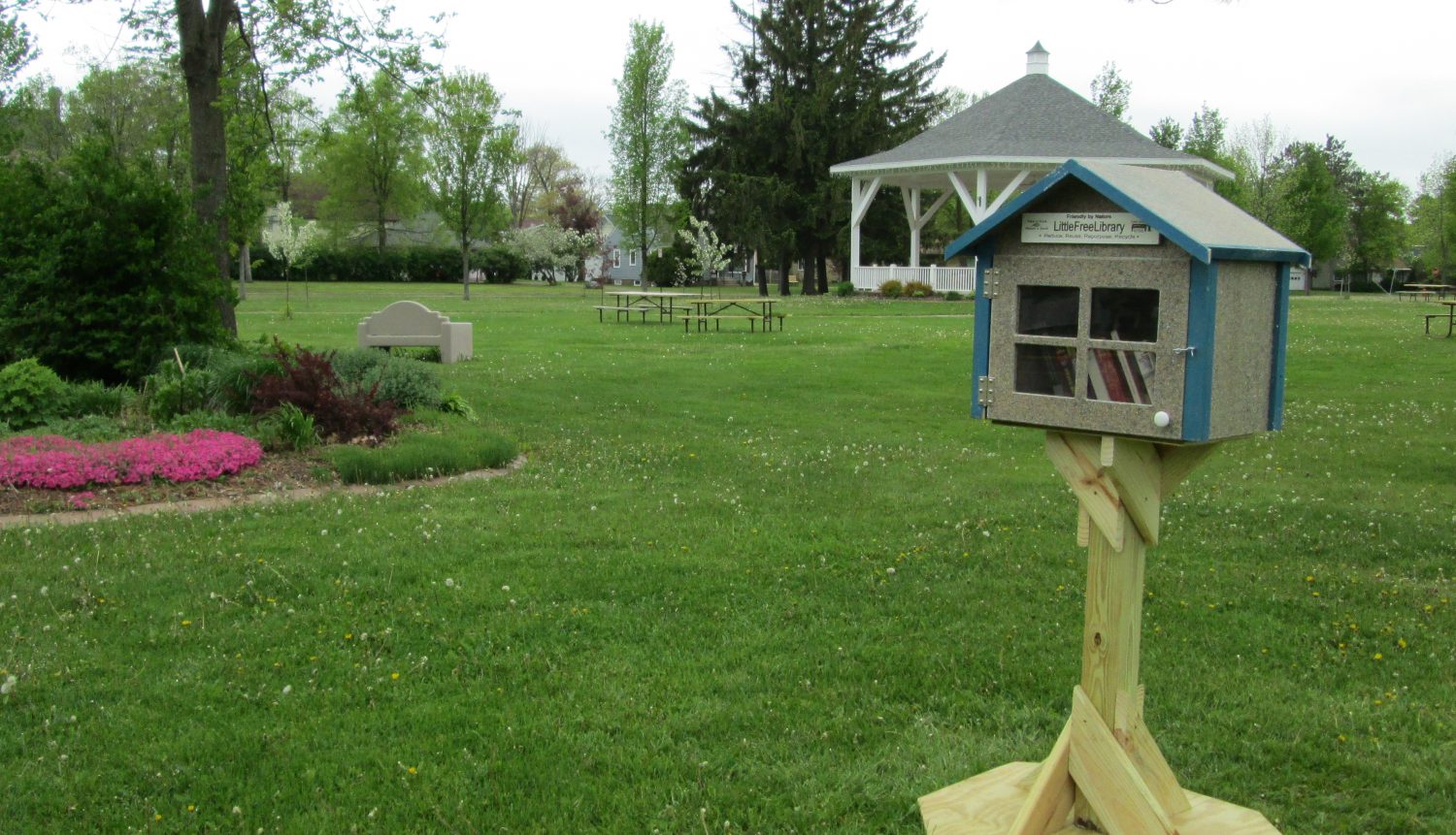 Merrill now home to ‘Little Free Library’