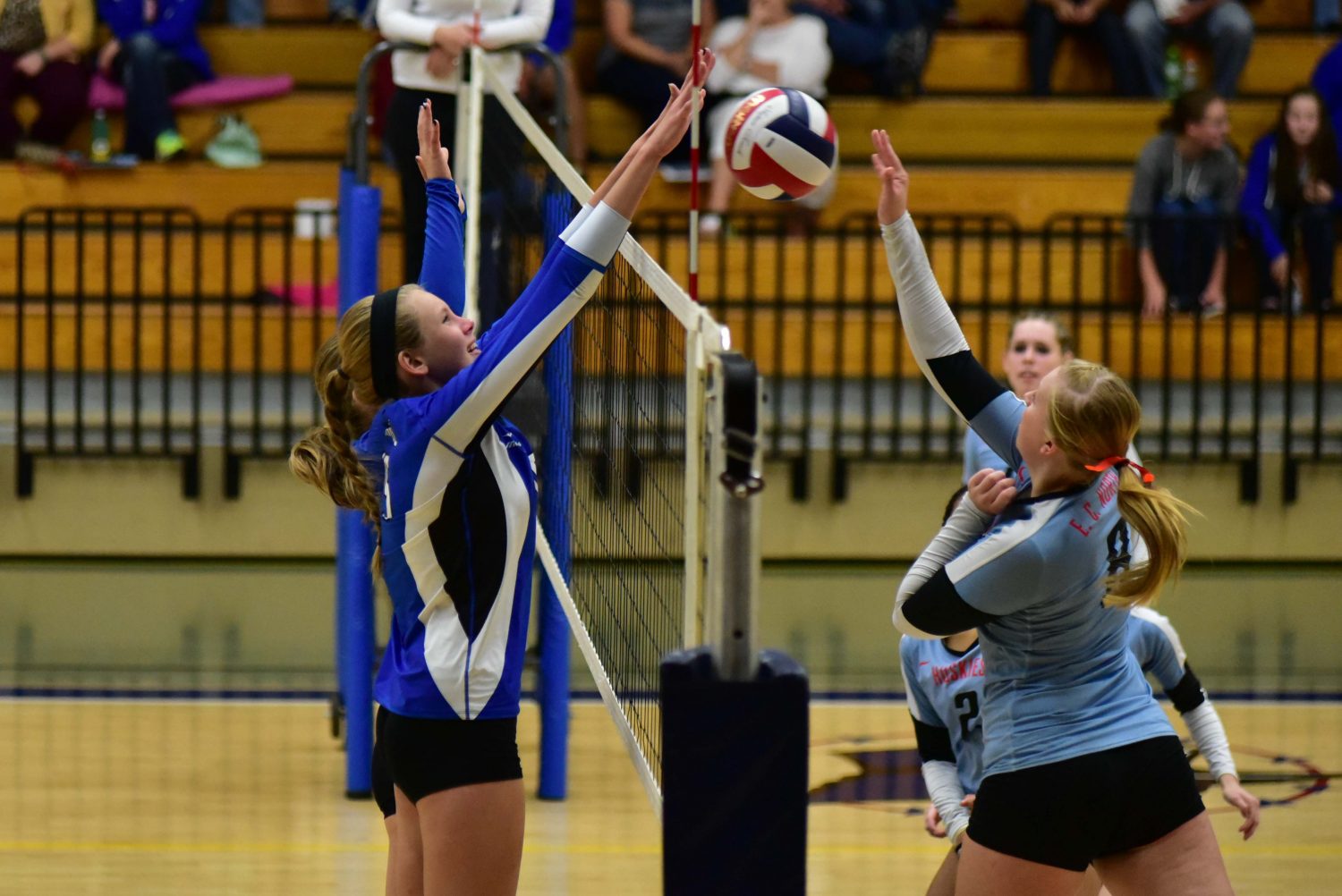 Jays spike home Valley title