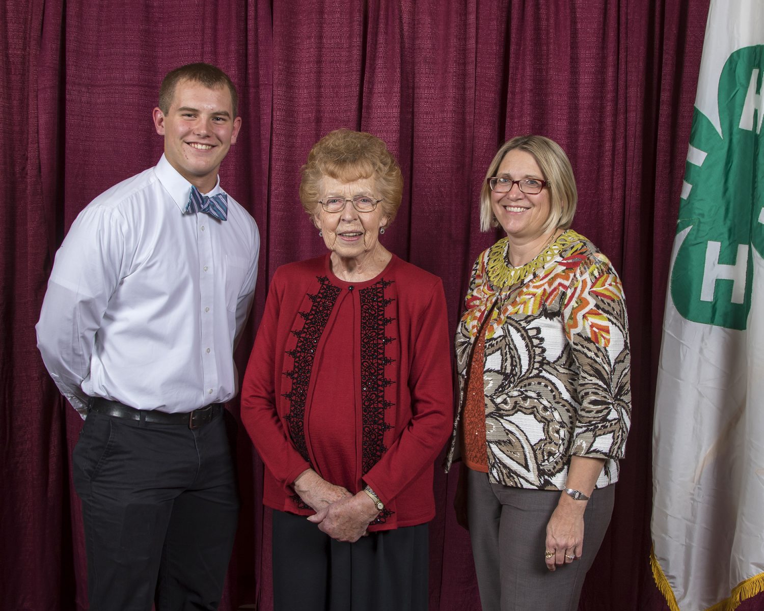 Local 4-H volunteer receives Outstanding Lifetime Volunteer award