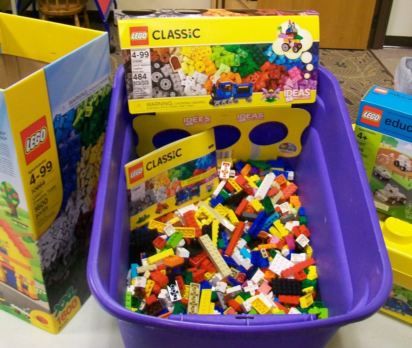 LEGO-MANIA week at the library