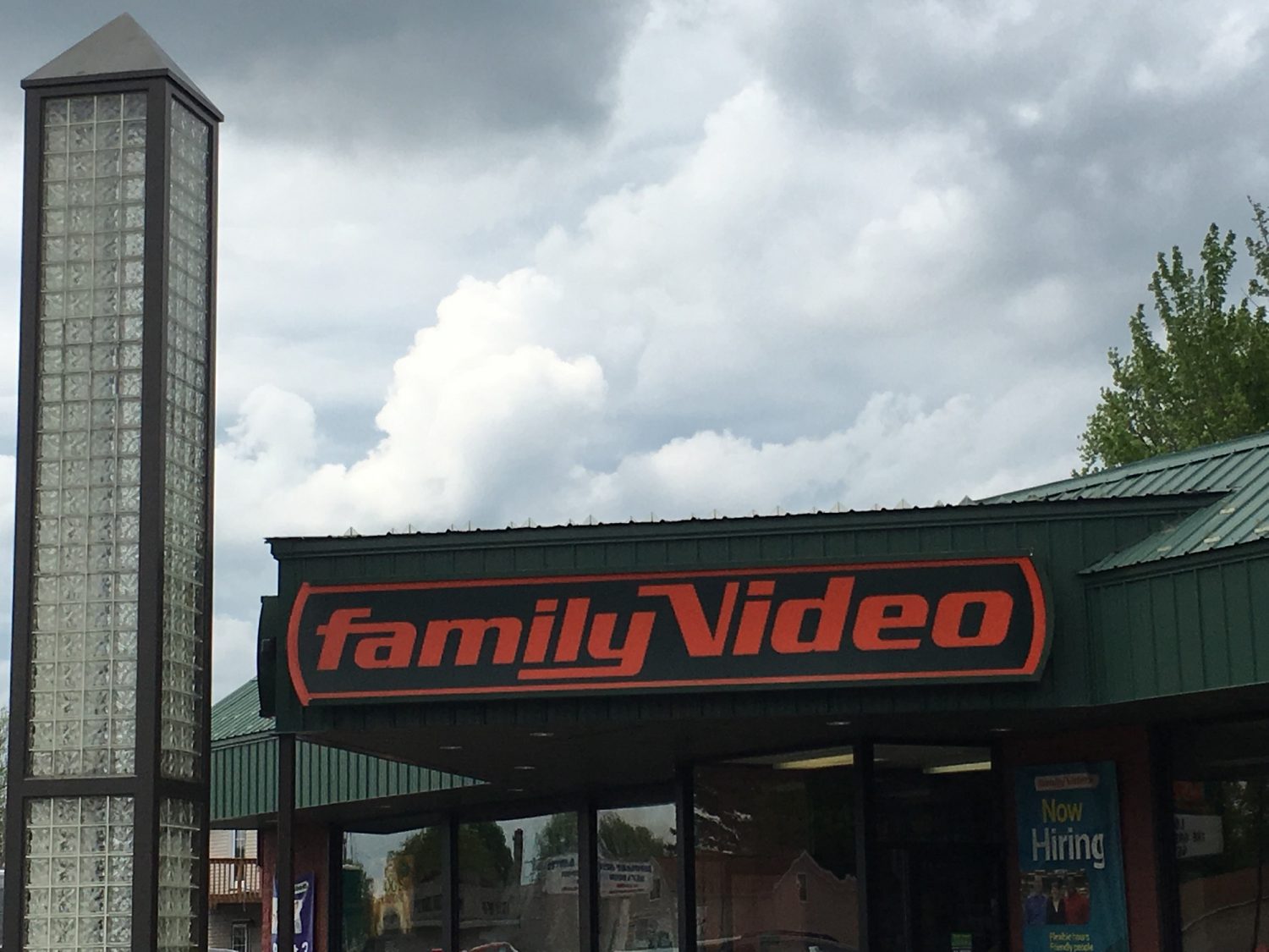 Family Video celebrates 20 years of rewarding local students