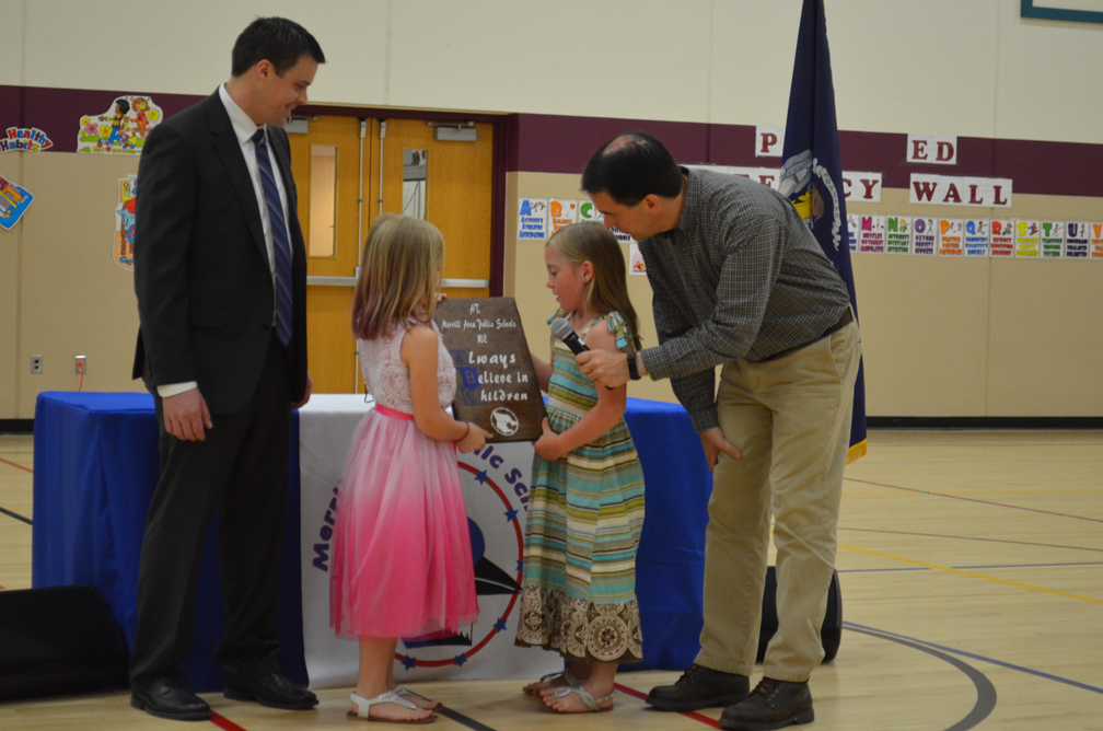 Governor Walker drops in at Kate Goodrich