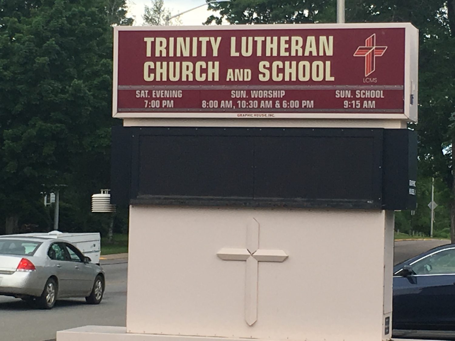 Trinity Lutheran School inducts NJHS members