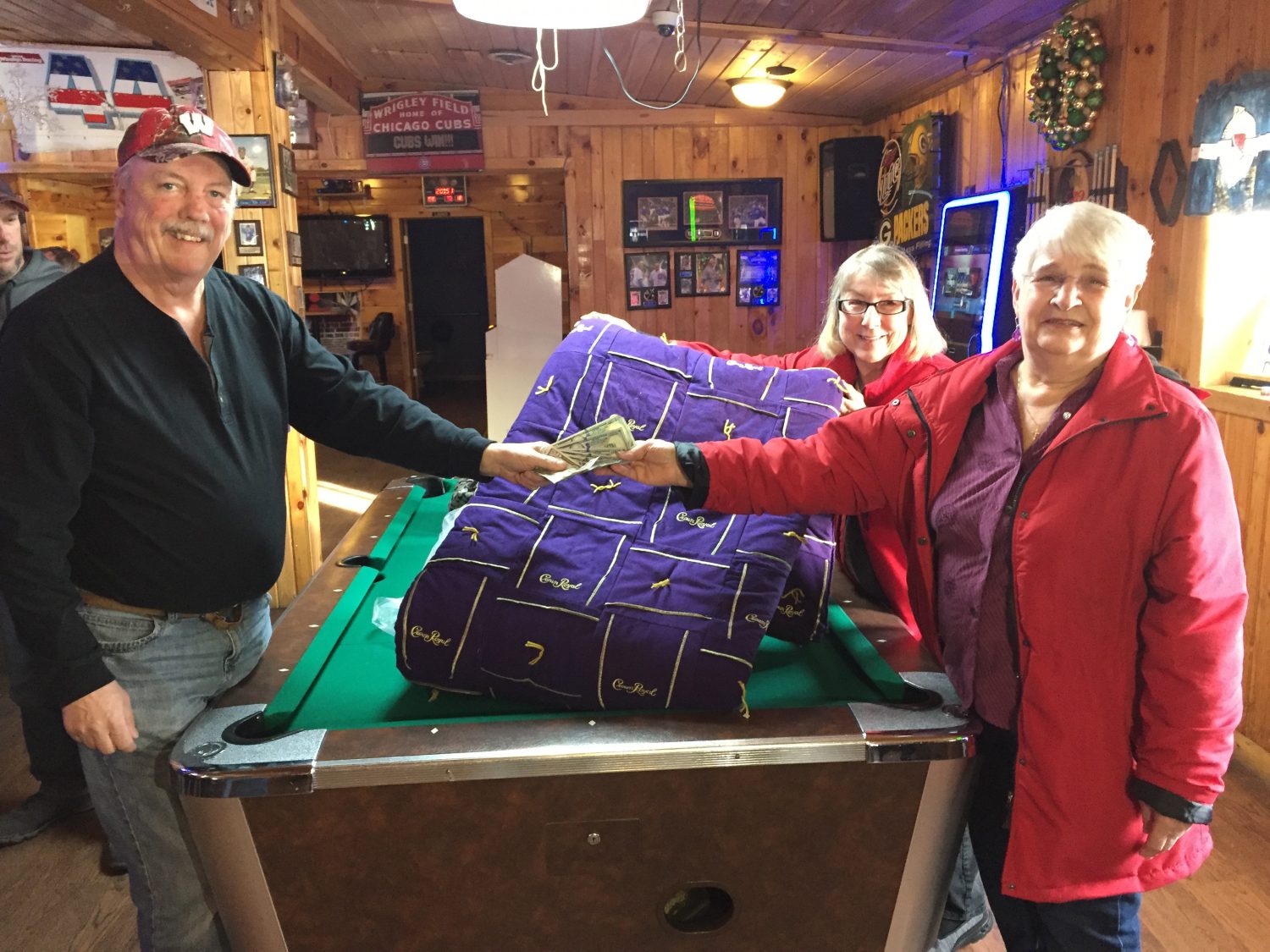 Raffle raises funds for MEC quilting group