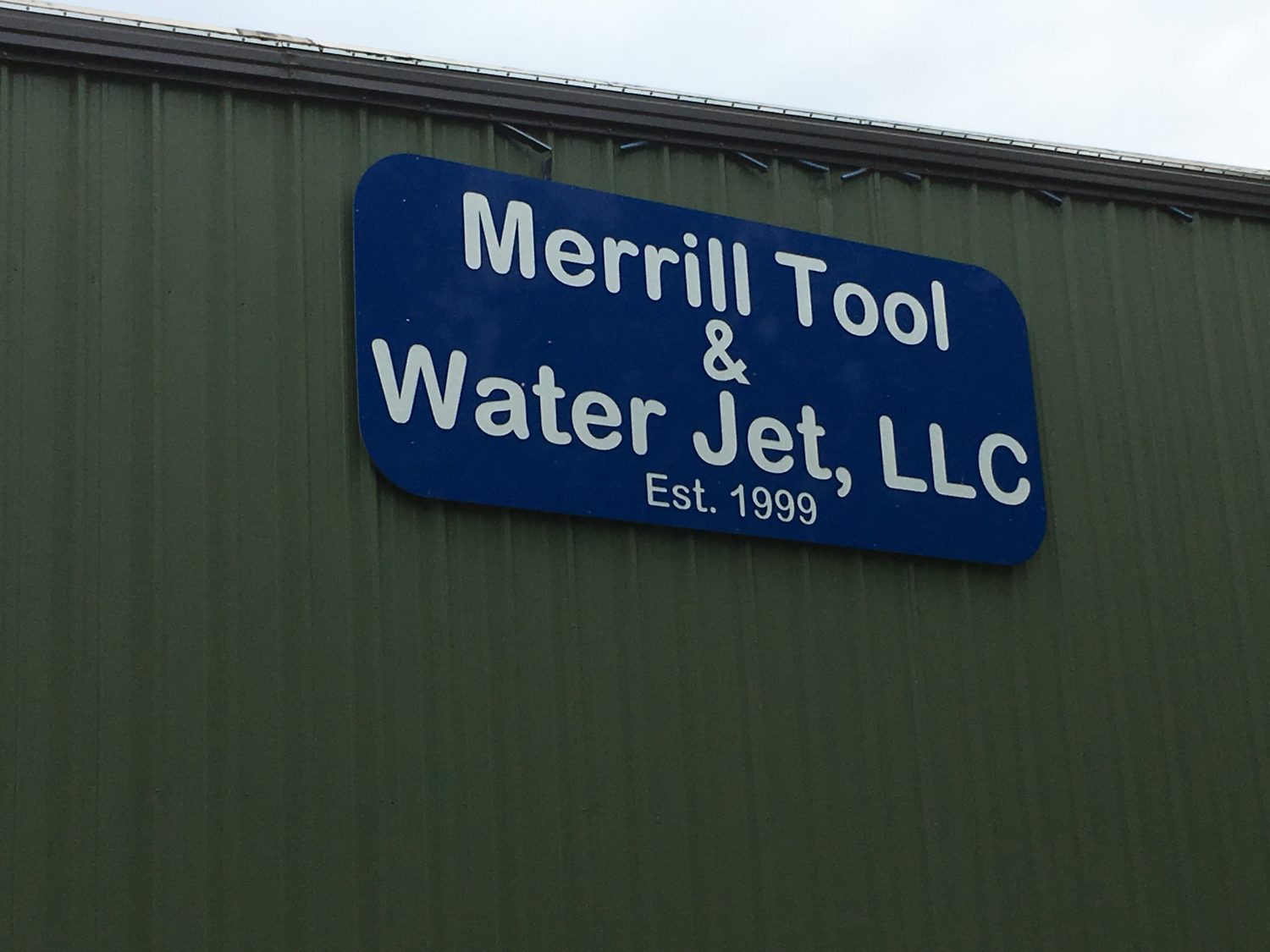 Merrill Tool & Water Jet named Mid-Sized Business of the Year