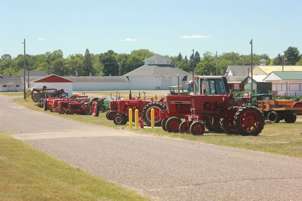 Merrill Tractor Pull digs in to Festival Grounds Saturday