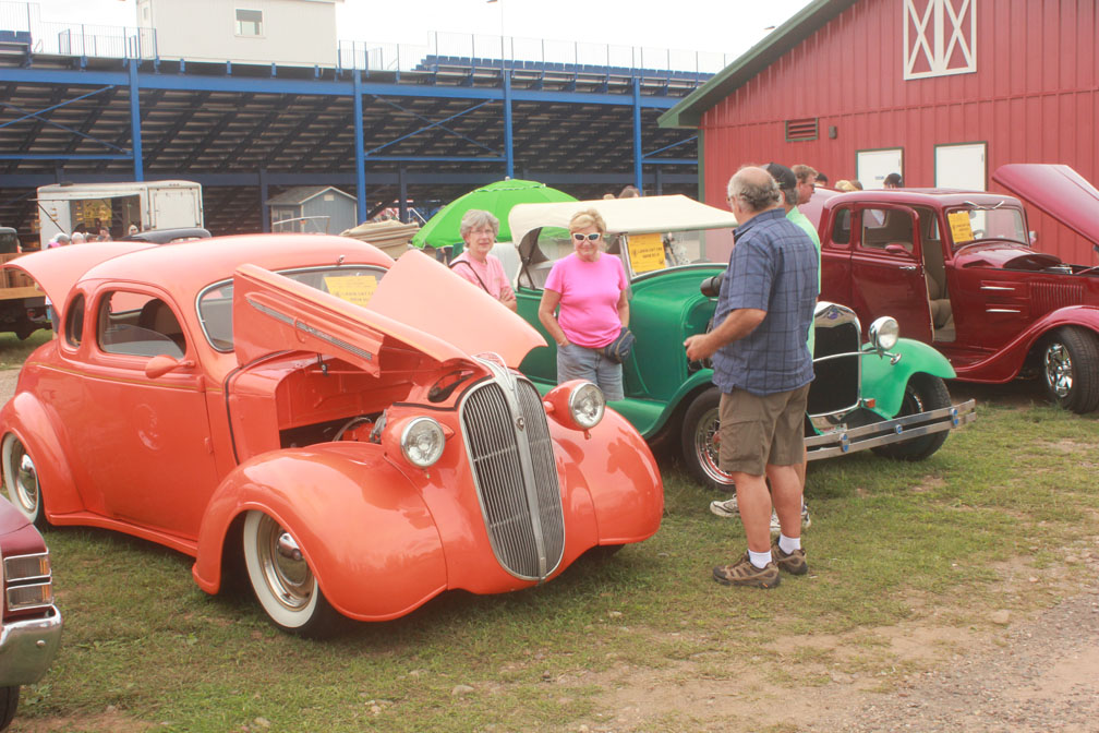 PHOTO GALLERY: Lions Labor Day Car Show