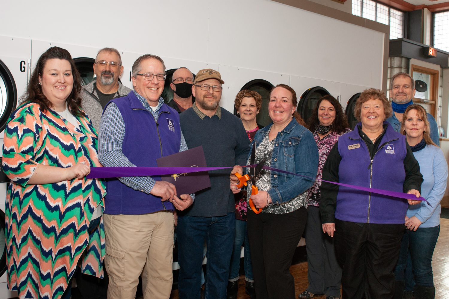 Chamber of Commerce welcomes new laundromat