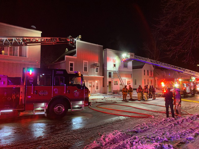 Woman rescued from apartment fire