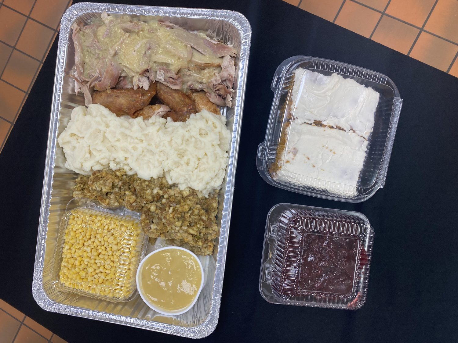 Taher and MAPS prepare, donate, and deliver five Thanksgiving feasts