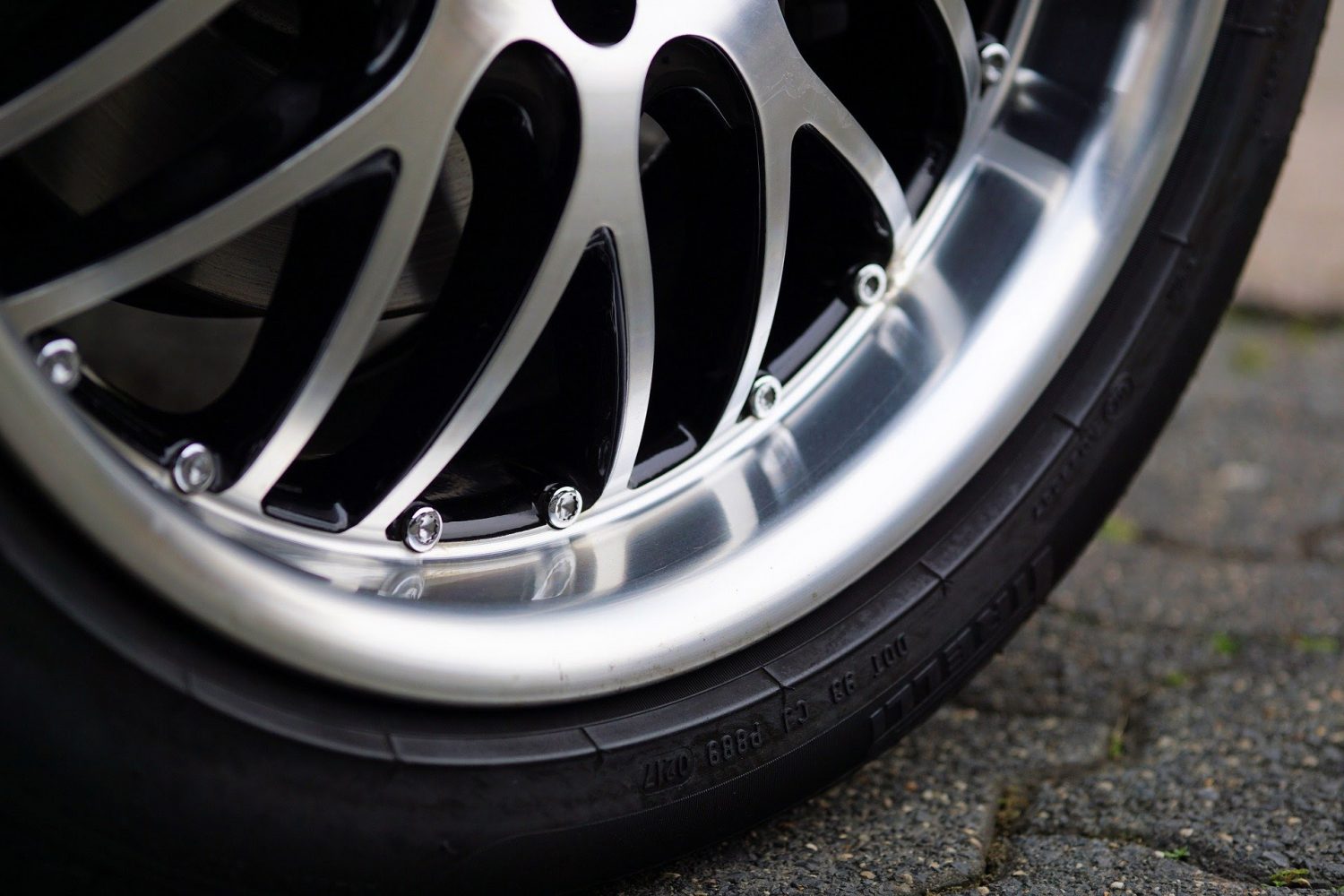 Top tips to protect your car’s alloy wheels
