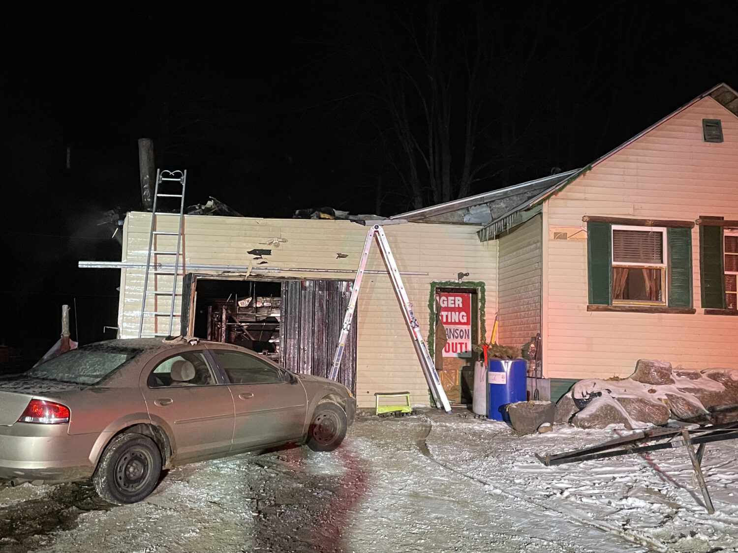 Monday night Town of Merrill fire contained to garage