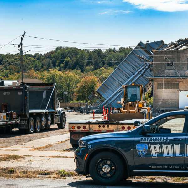 Demolition takes down power line, leaves 3,500 without power